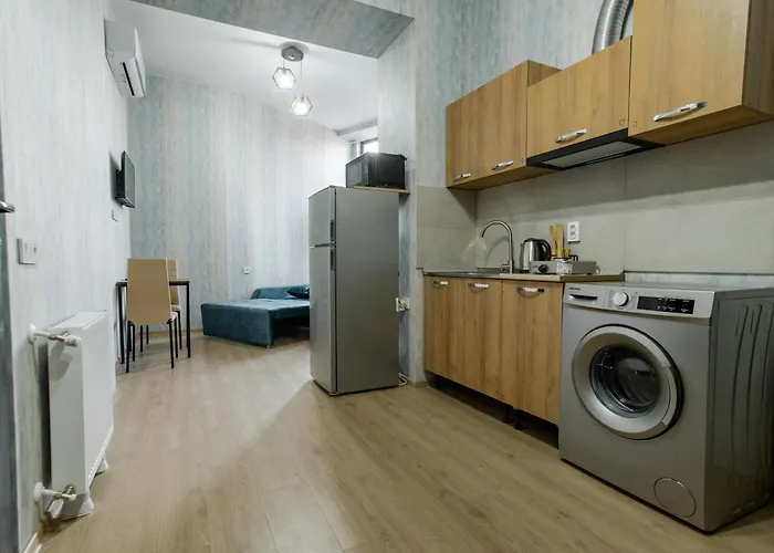 Mardzhanov Apartments, Block 120