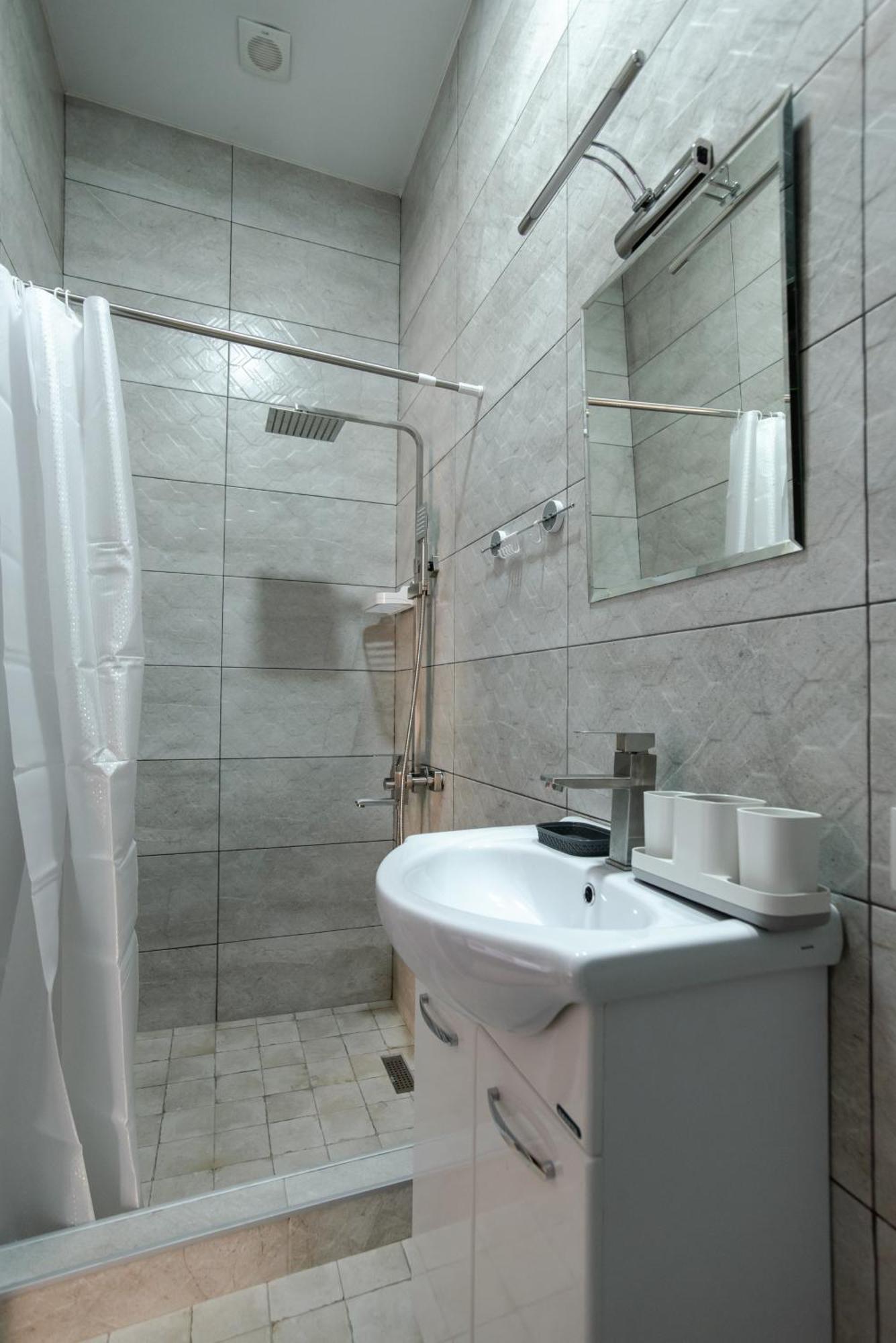 Mardzhanov Apartments, Block 120 * Tbilisi