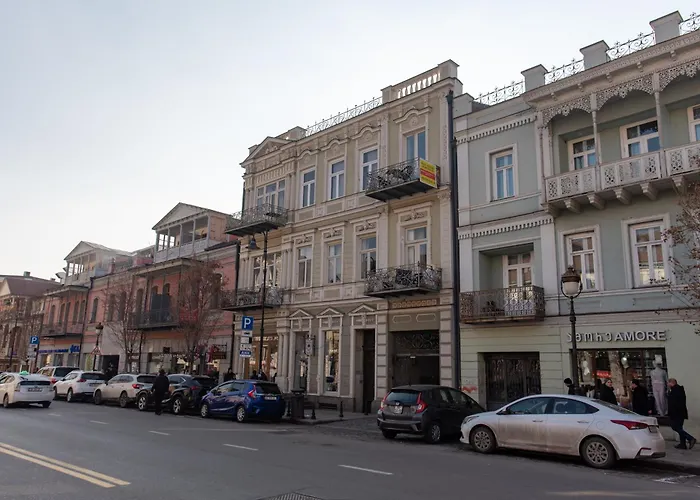 Mardzhanov Apartments, Block 120