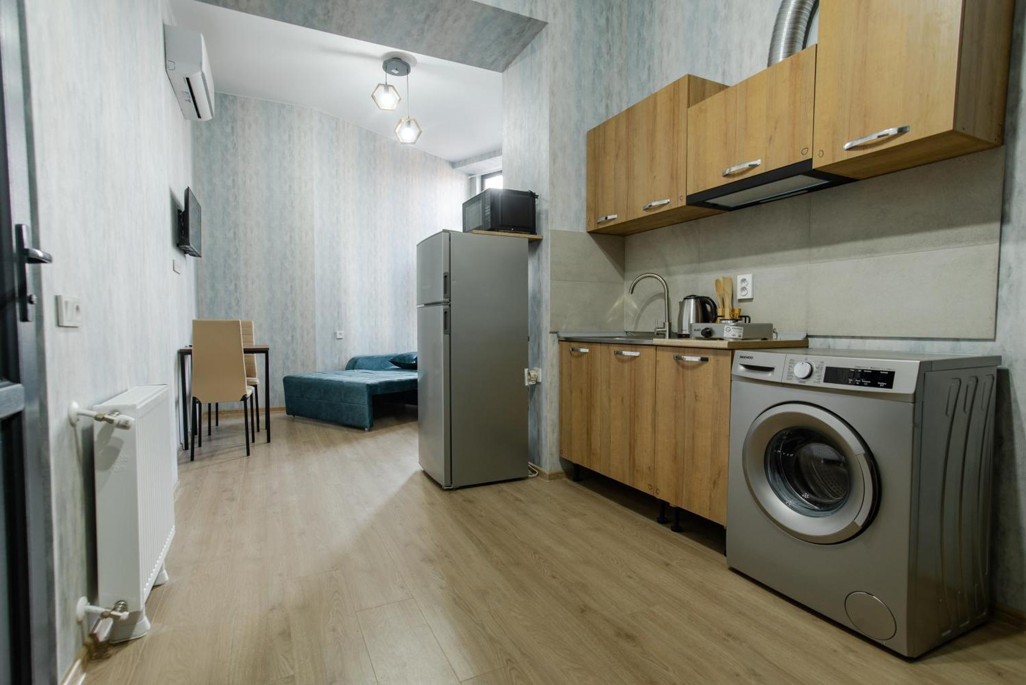 Mardzhanov Apartments, Block 120 Tbilisi