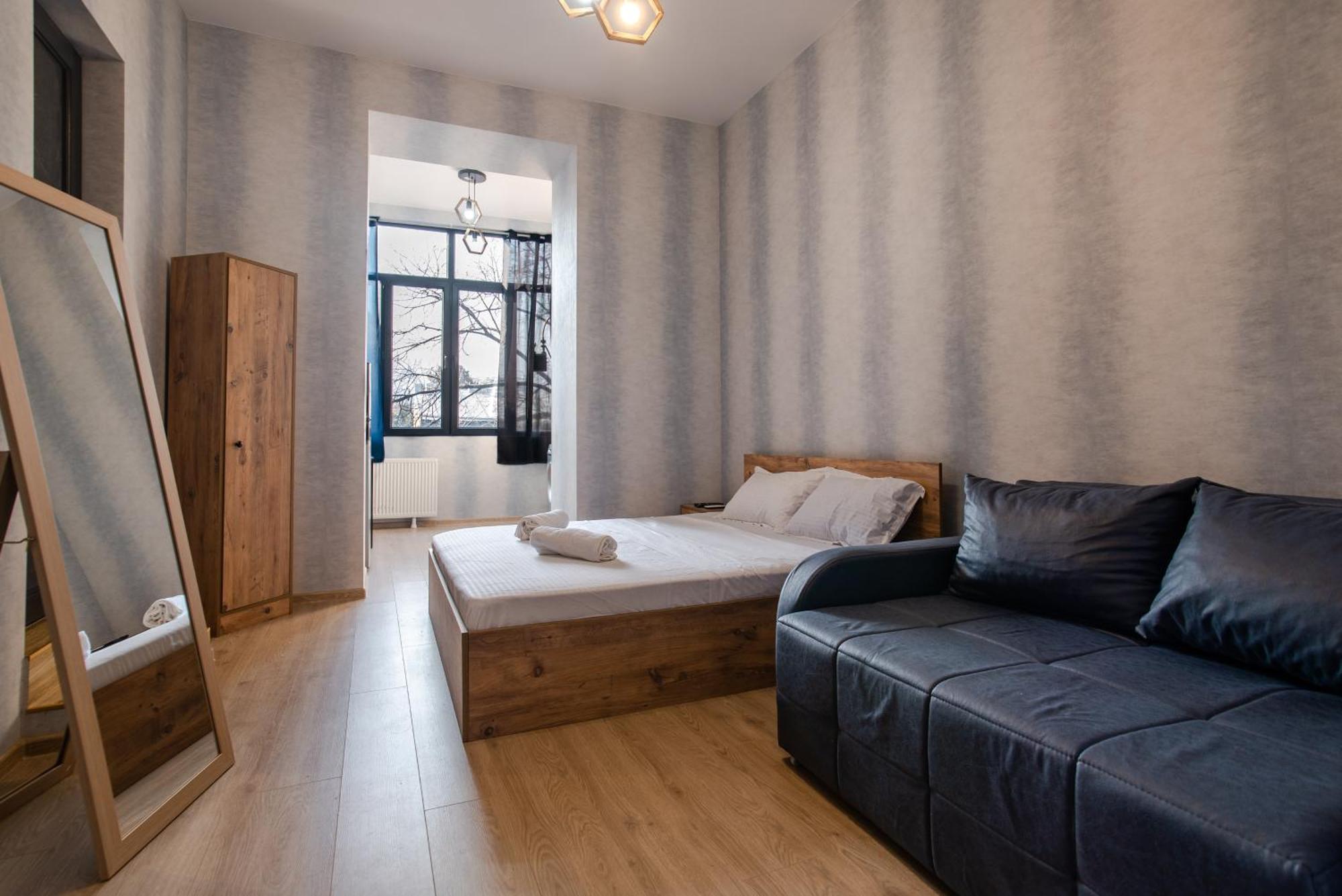 Mardzhanov Apartments, Block 120 Apartment